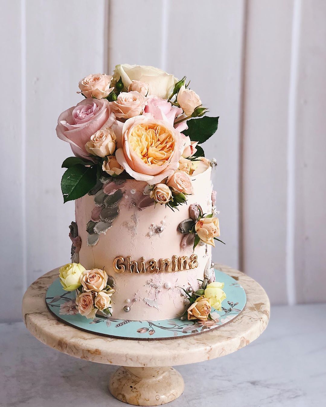 蛋糕精致的如艺术品价格翻了一倍顾客也不嫌贵