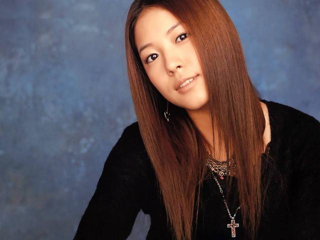 boa出道20年,李栋旭带她梦回中学时代,寻求青春期缺失的快乐