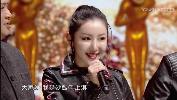 青年演员上淇携手带货女王薇娅参加欢乐喜剧人助阵孙建弘