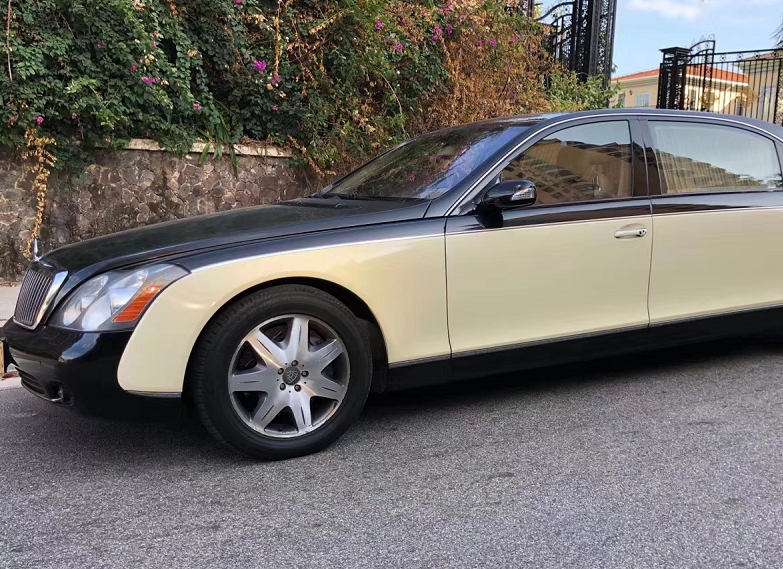 双色版迈巴赫62一把伞价值5位数后排坐起来比劳斯莱斯舒服