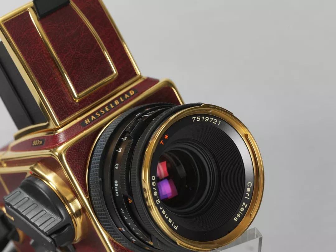 哈苏503cw红皮24k镀金纪念机