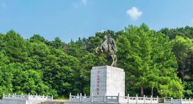 具有2000余年历史的古城,西汉在此设玄菟郡.