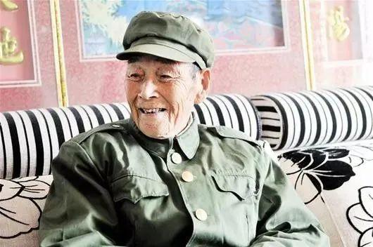 94岁老司令去世,临终捐献全部积蓄用于疫情防控_唐光友