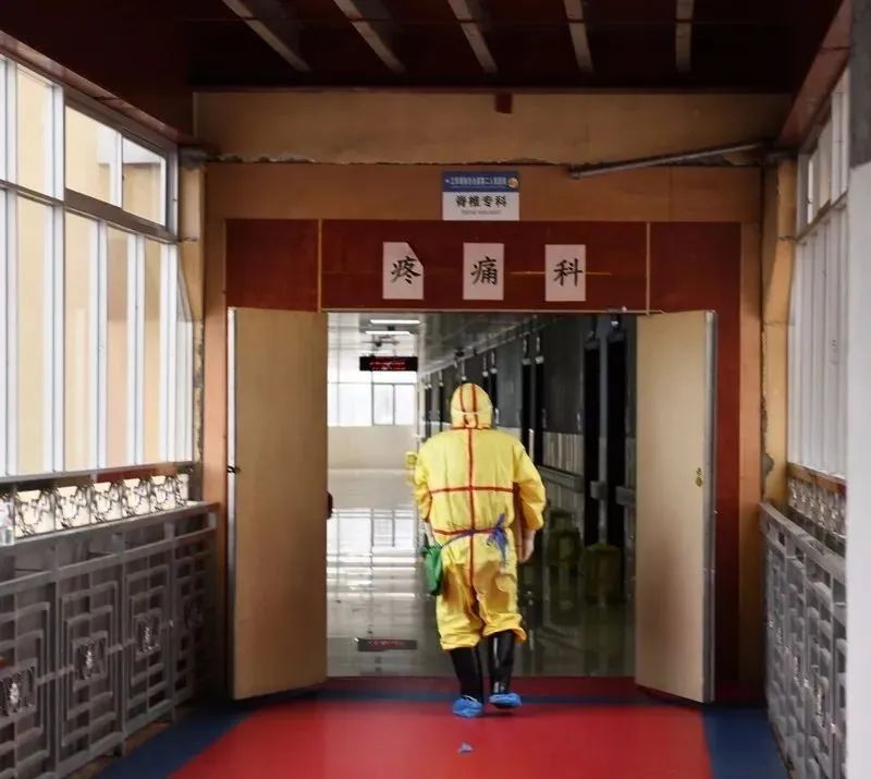 摄影微展40隔离区里的勇士