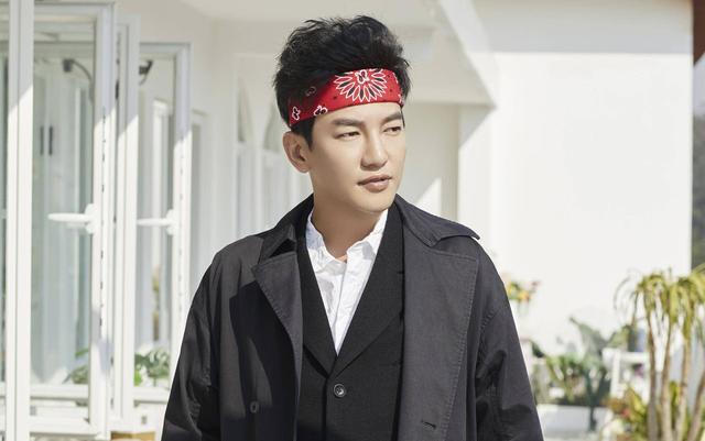 游乐王子不该是这个亚子玩旧梗卖假药袁奇峰直播时被骂下线