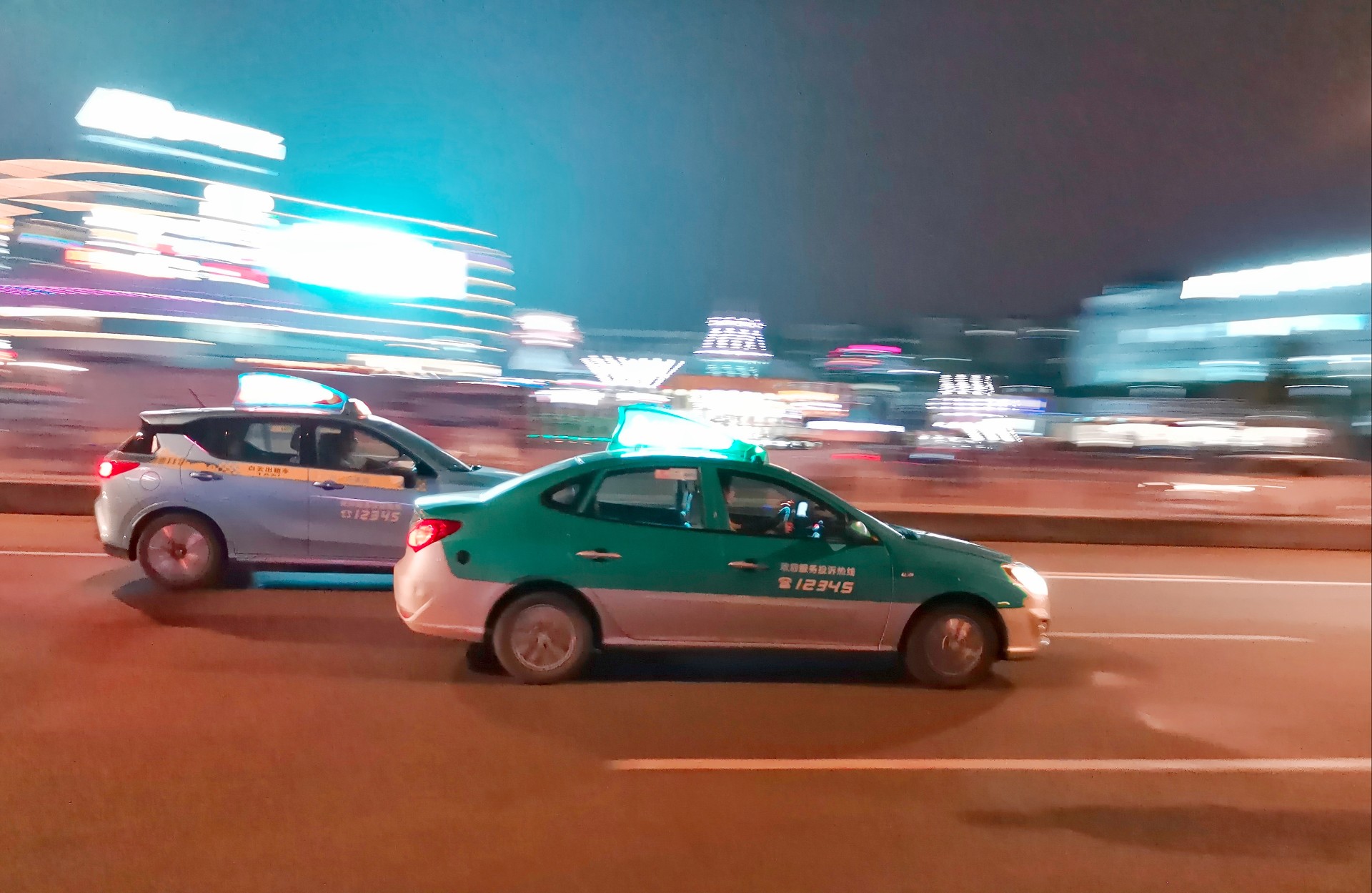 在這些城市,乘出租車要實名登記