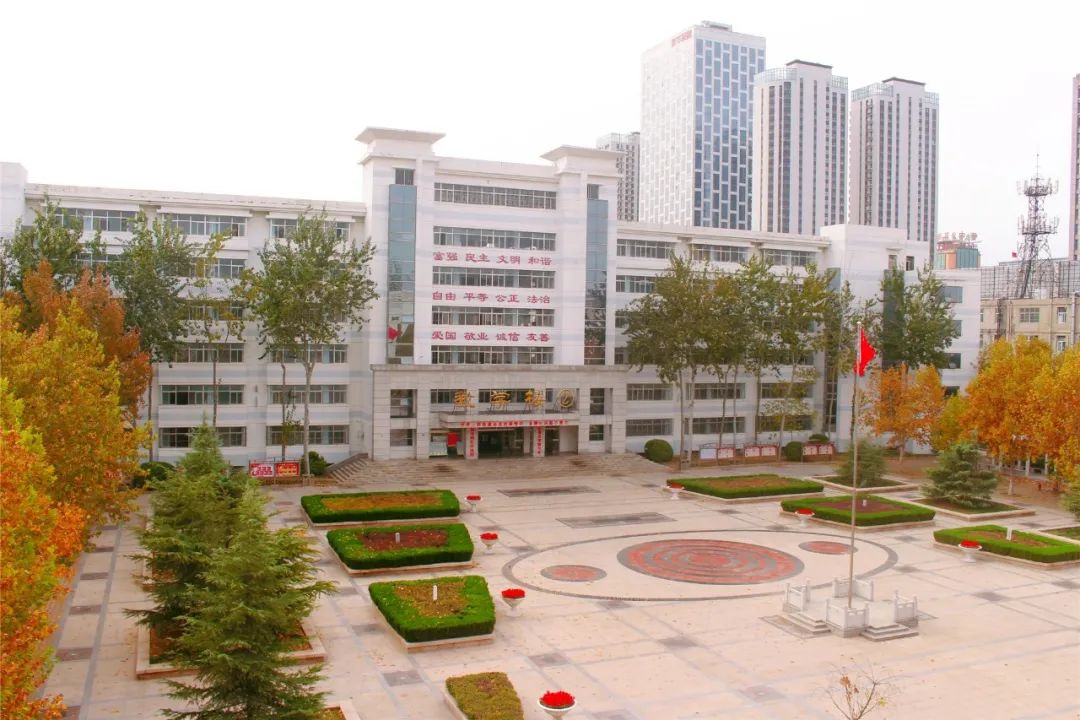 德州一中空中课堂老校区高二年级同心战疫行稳致远3