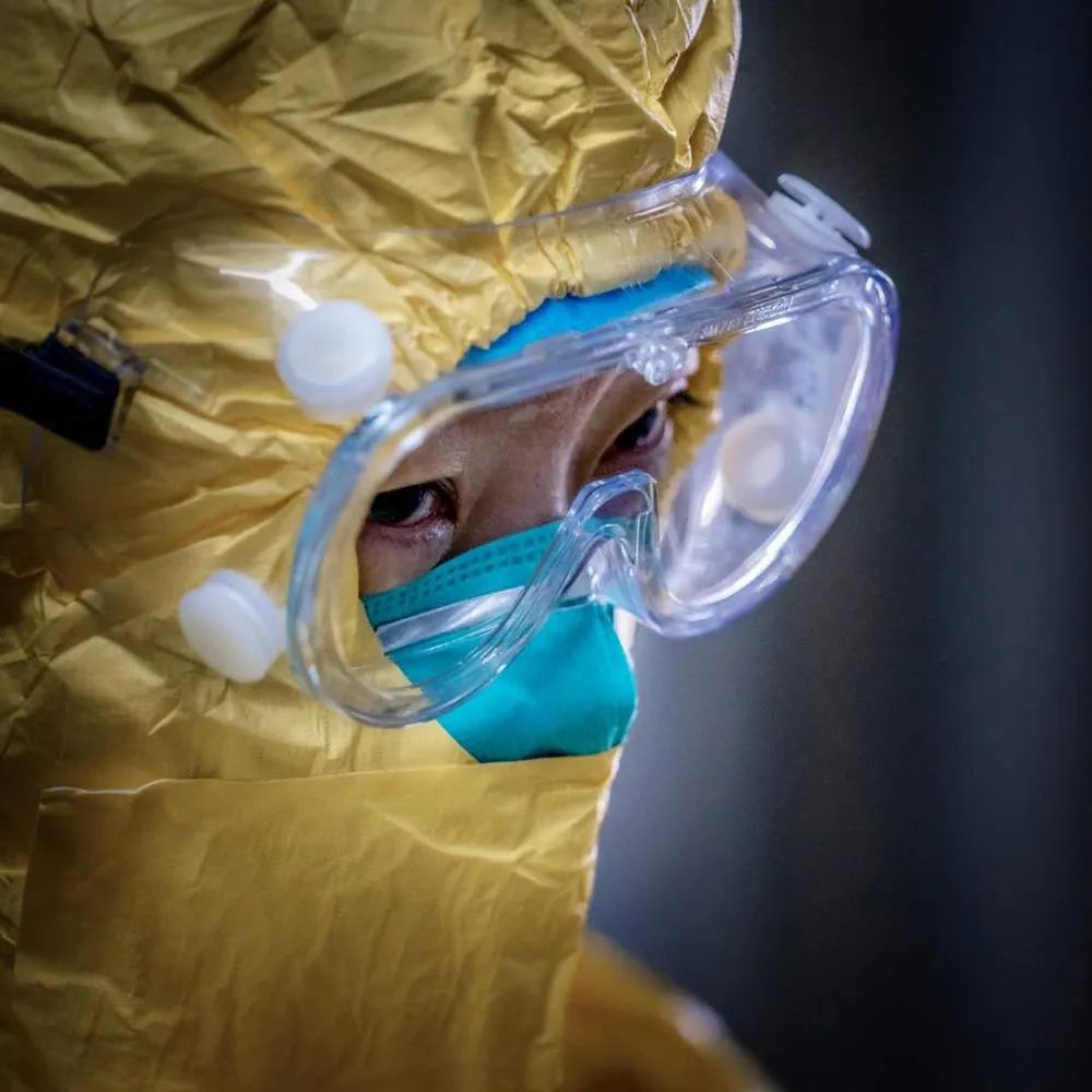 新冠病毒还会伪装别恐慌待我们撕下它的面具