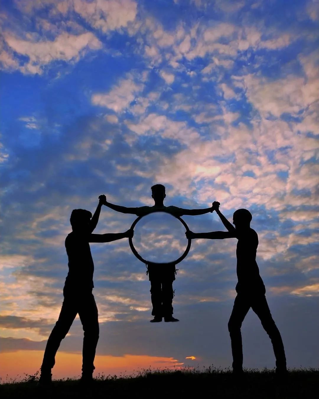 印度小哥玩错位摄影,有点意思