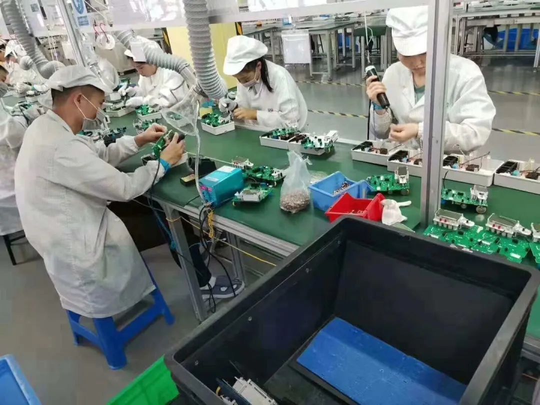 涨薪宝龙知名龙头企业免费直招正式工福利好待遇佳月