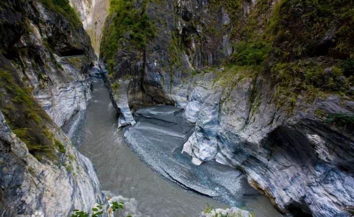 【地理拓展】典型岩溶地貌景观成因你见过多少?