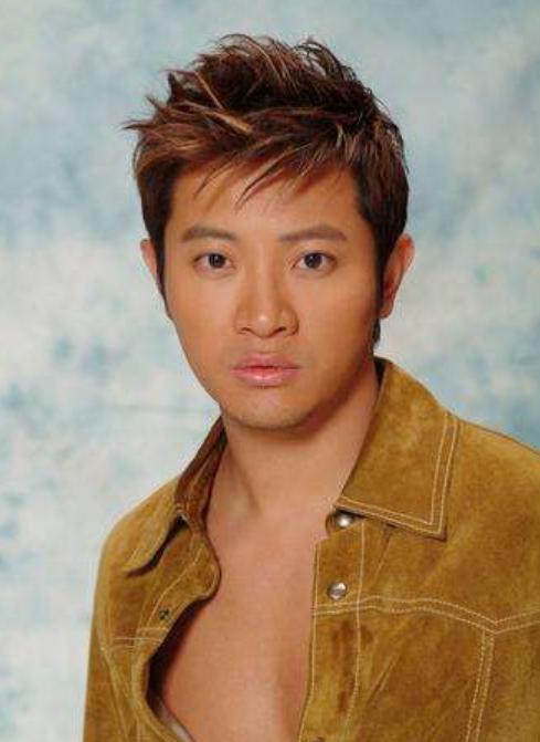 可悲的瞿颖曾红过宁静却惨遭李亚鹏欺骗还被张亚东耽误11年