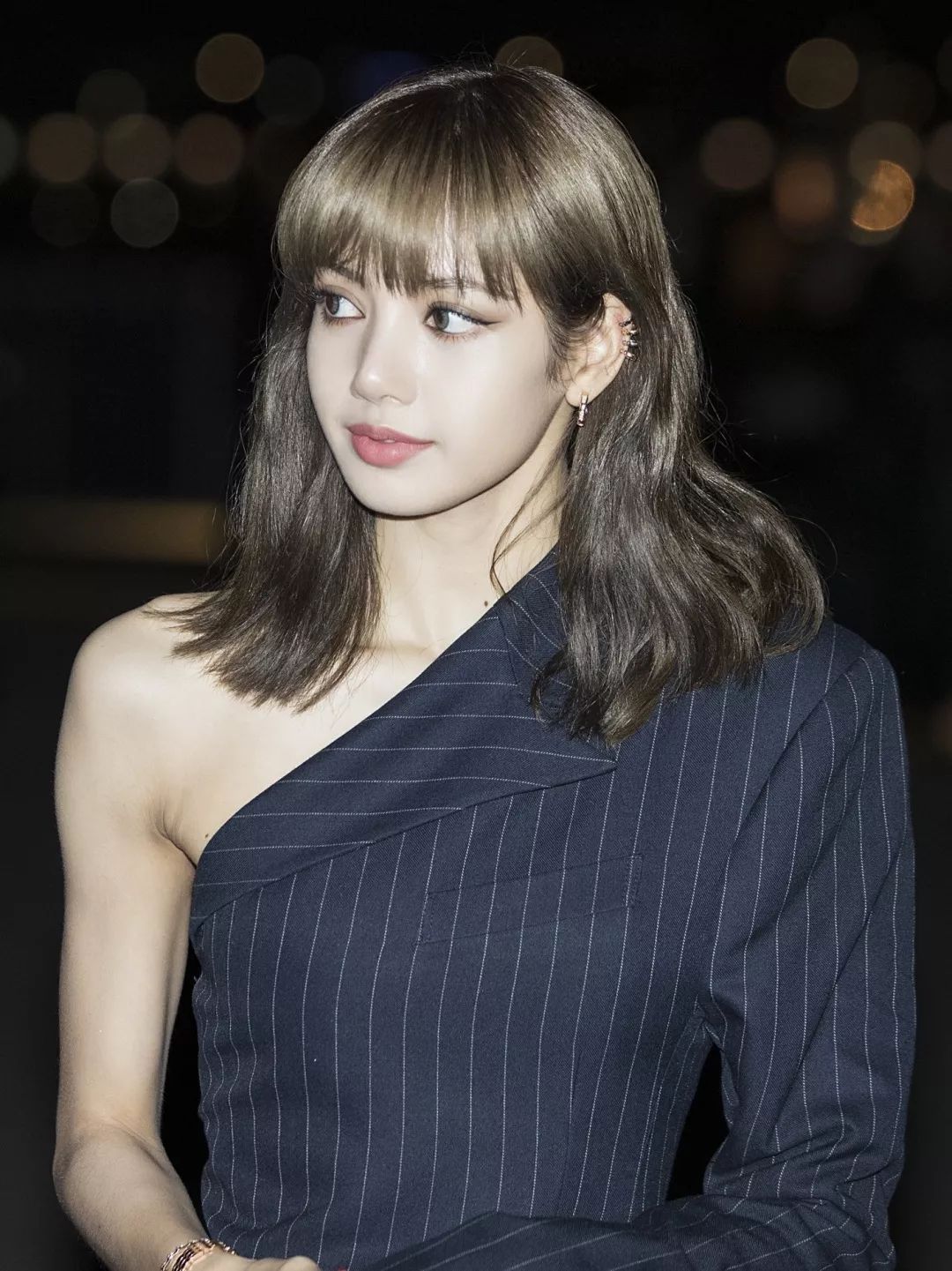 劝你别剪短发!因为真的停不下来!_小伍