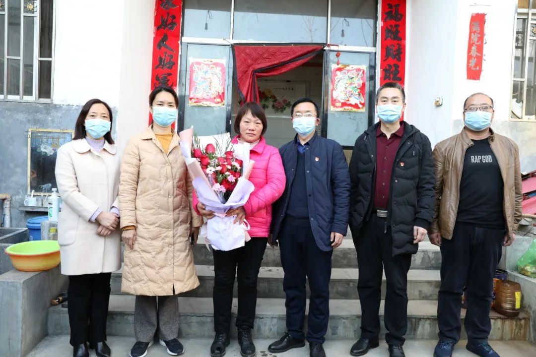 致敬栾川最美逆行者┃你们在前线冲锋陷阵家乡在后方护你们周全