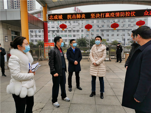 张鑫一行深入达州中学校杨柳校区检查指导疫情防控及开学准备工作