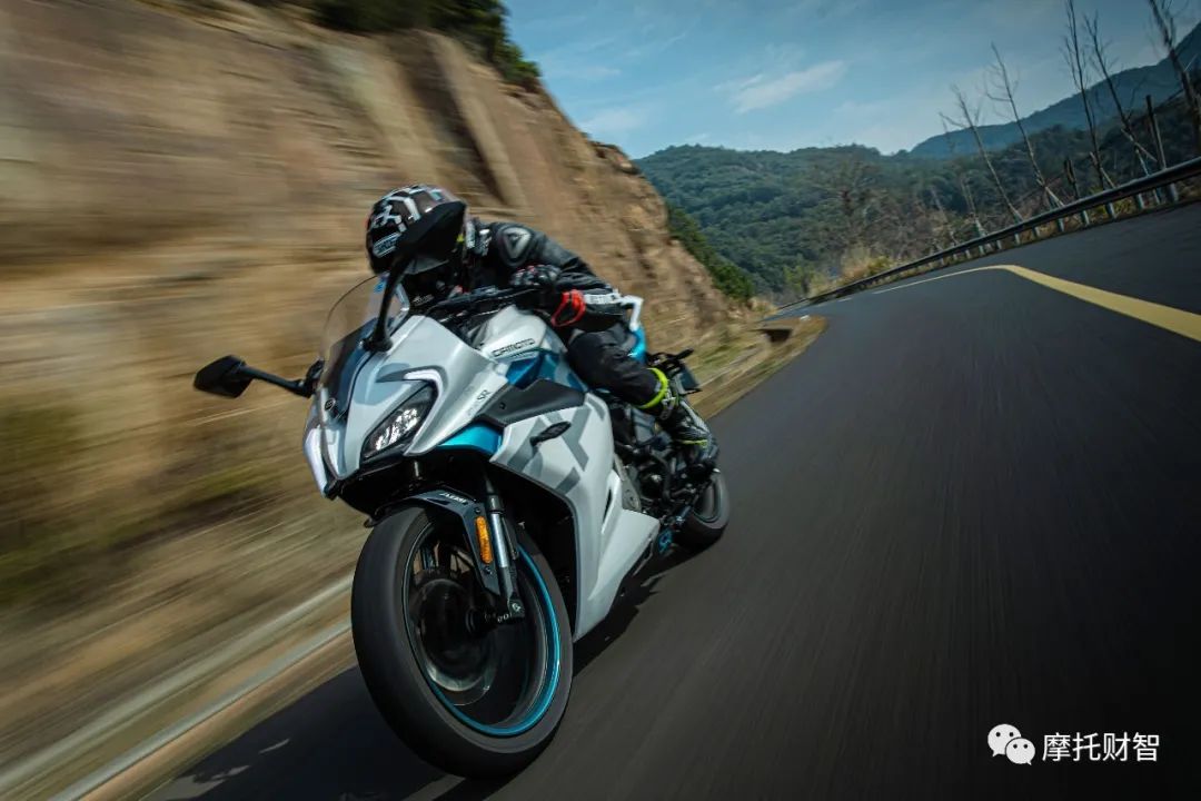 带滑动离合赛道玩家春风250sr来了价格28日公布