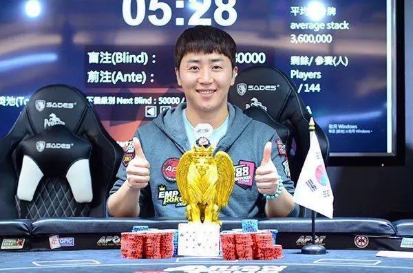 新闻j88poker战队牌手洪榛浩从星际选手到职业牌手