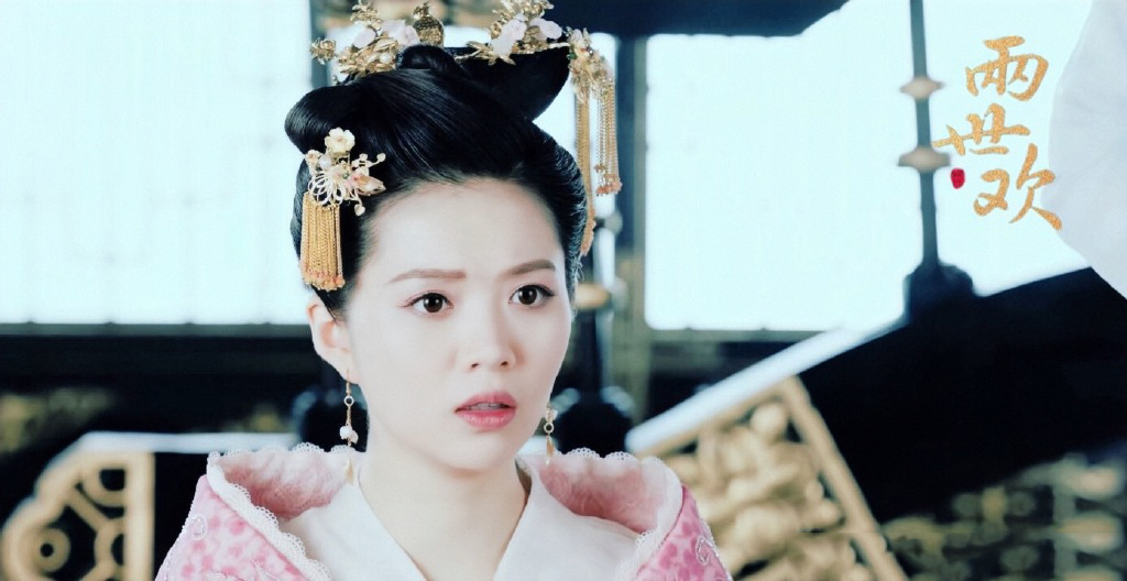 两世欢的王则笙08年奥运会最小火炬手生活中是美女学霸