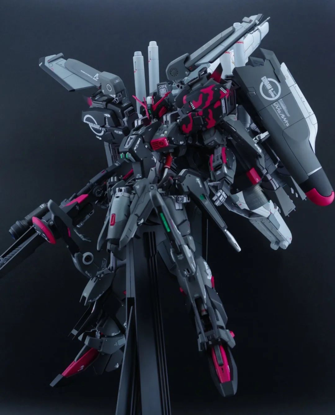 混上强袭的躯体,超给力的ex-s高达改造细化与换色_进行