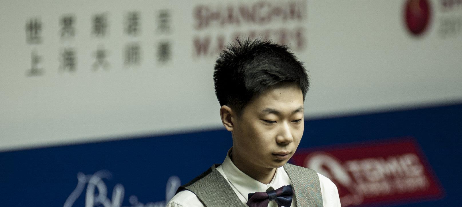 汉密尔顿打出单杆59分,轻松以73-0战胜了年轻的业余选手选手布尔曼