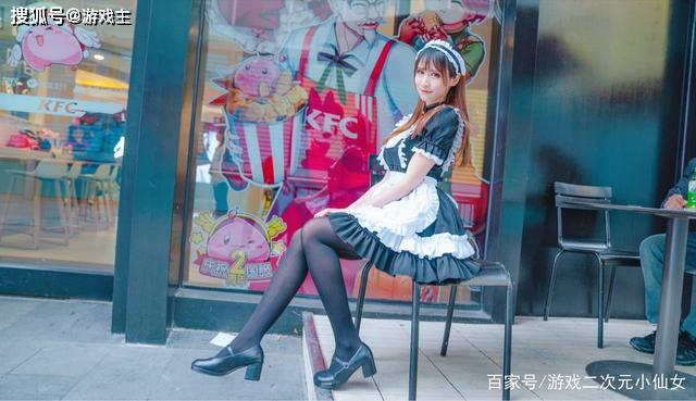 b站一只小仙若无论哪种装饰cos造型都能阐释不一样的风格