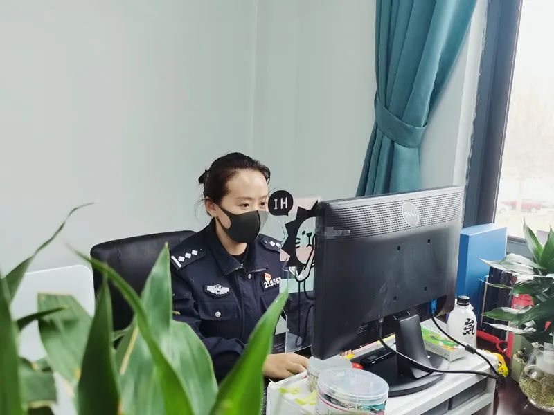 南京江北新区公安推出"战疫先锋榜" !送榜上门让家属分享成绩与荣光