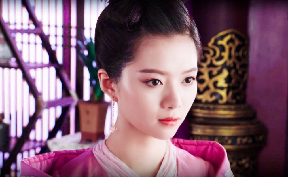 两世欢的王则笙08年奥运会最小火炬手生活中是美女学霸