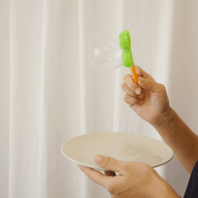 吸管,热胶枪难易程度:3星tips:用比较圆润的那一头沾泡泡水,会更好吹