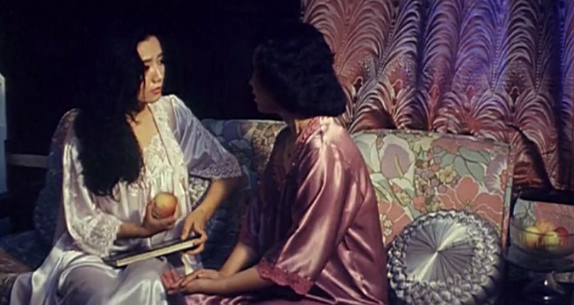 《鬼城凶梦》讲的是一个与鬼神有关却又与鬼神无关的故事.