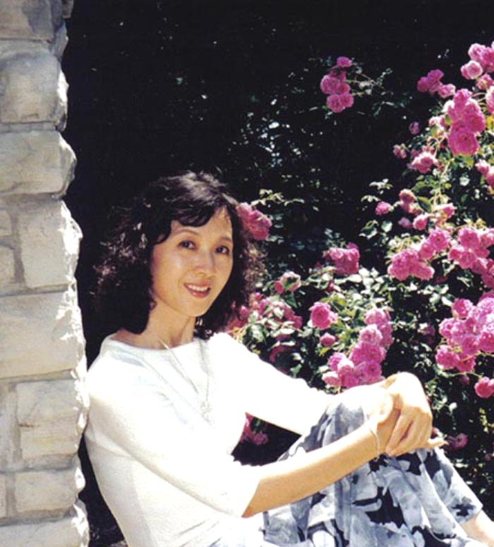 原创老了就是老了不整容不打针80年代第一美女龚雪选择优雅老去