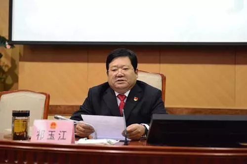 搞权色,钱色交易,乐于营造声势美化宣传个人的落马厅官