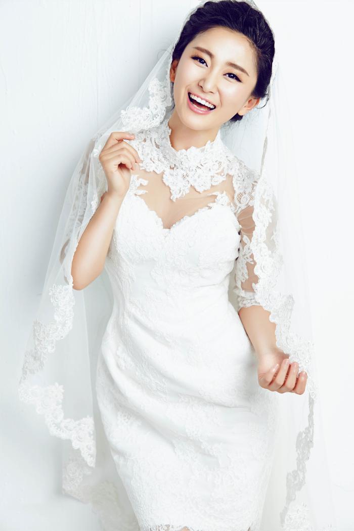 赵秦娱乐圈影视女演员是一位具有内涵的女明星