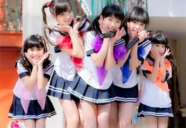 日本女孩儿有多早熟一组图片带你看清原因令人很无奈