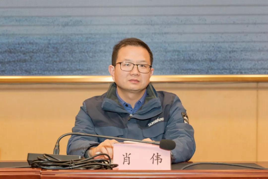 湖南交通职业技术学院与山河智能签订联合办学协议