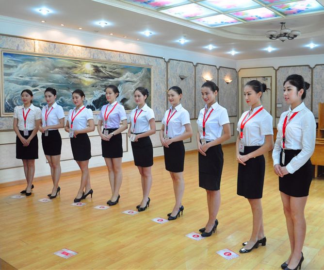 而且有想法面试精英乘务员的话,长期英文的学习积累肯定是必须的,否则