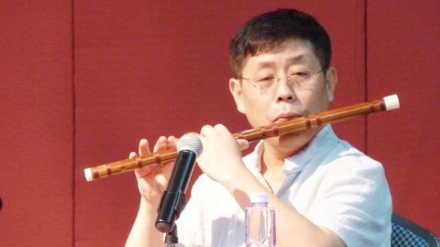 演奏家马迪笛子独奏花儿美风格浓郁