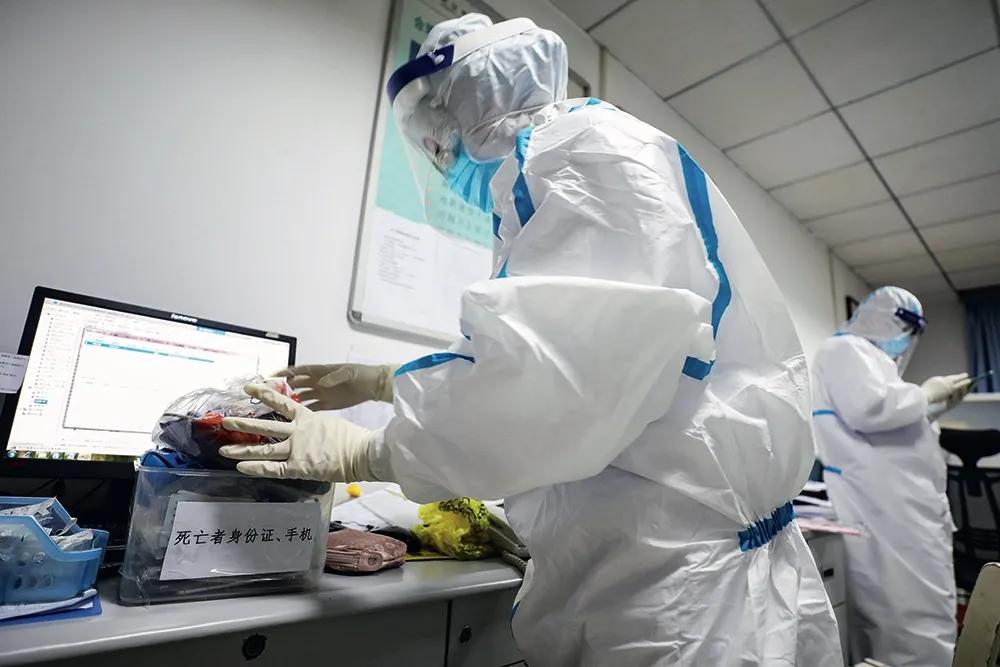 复盘疫情决策医生疾控科研行政分别做了什么