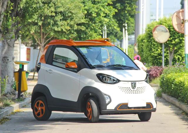 20km才1.2元,比坐公交还便宜,上班族必入的一款小型车