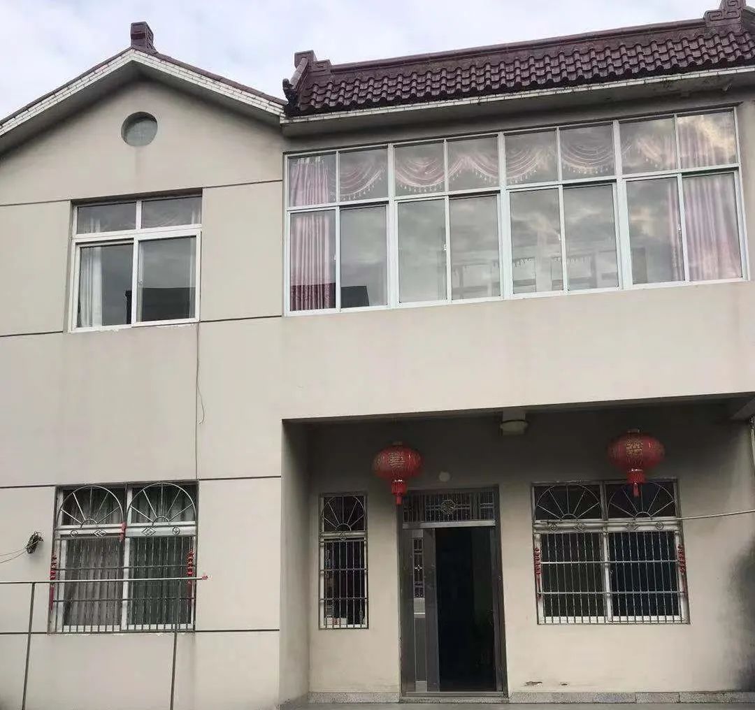 出售别墅精装90万