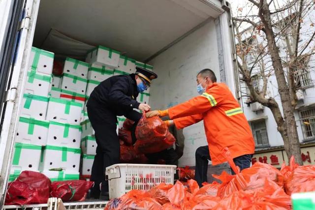 附16名爱心学子名单:焦楚迪,吴洋铧,高祎格,夏旭辰,向润泽,薛金舜