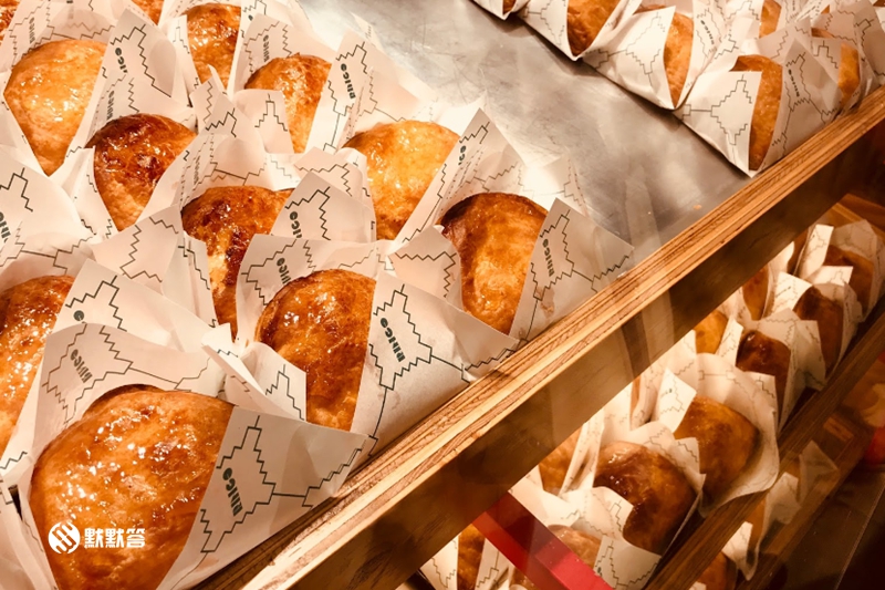 原创月售25万个每天现场新鲜制作ringo卡仕达千层苹果派人气到限购