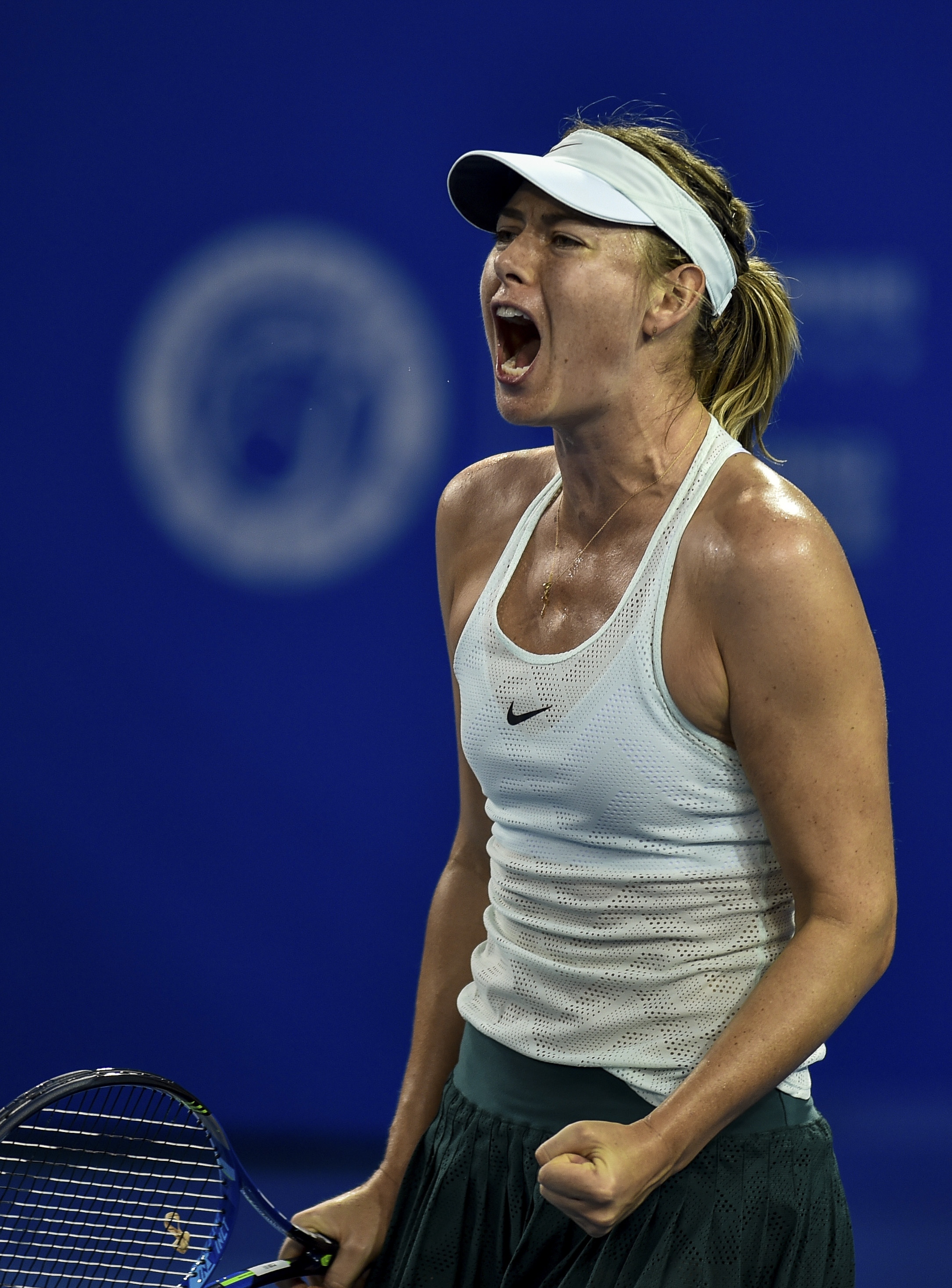 俄罗斯网球名将莎拉波娃宣布退役