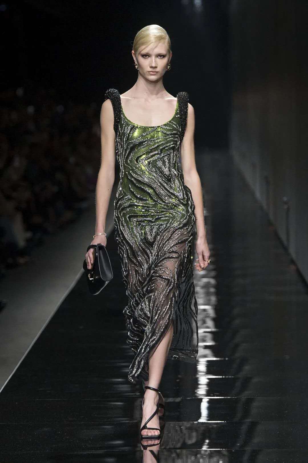 versace 2020年秋冬女装及男装系列