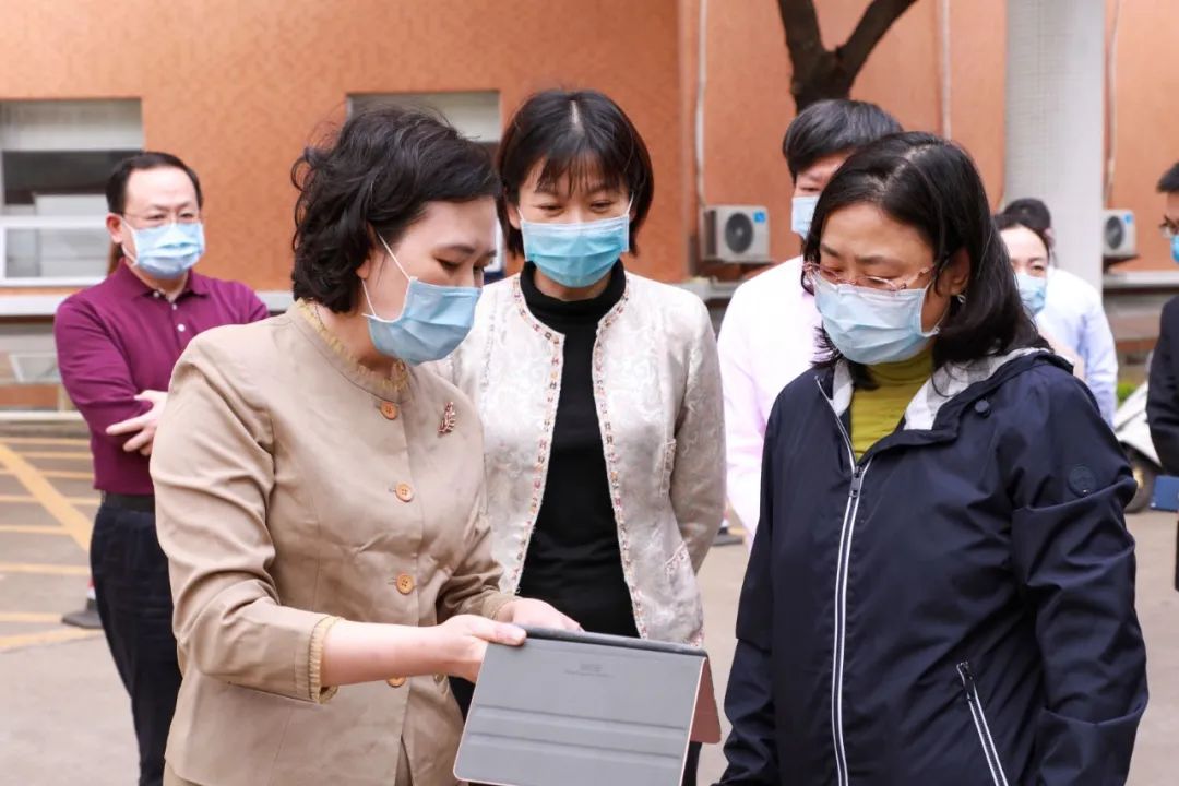 中山市副市长徐小莉到我院调研疫情防控工作