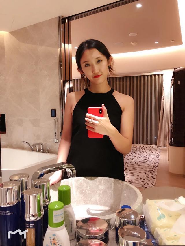 原创29岁前国脚自由身加盟泰达他号称中国佩佩妻子是美女学霸