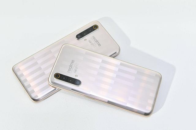 深泽直人另类设计realme真我x30大师版线预售艺术十足