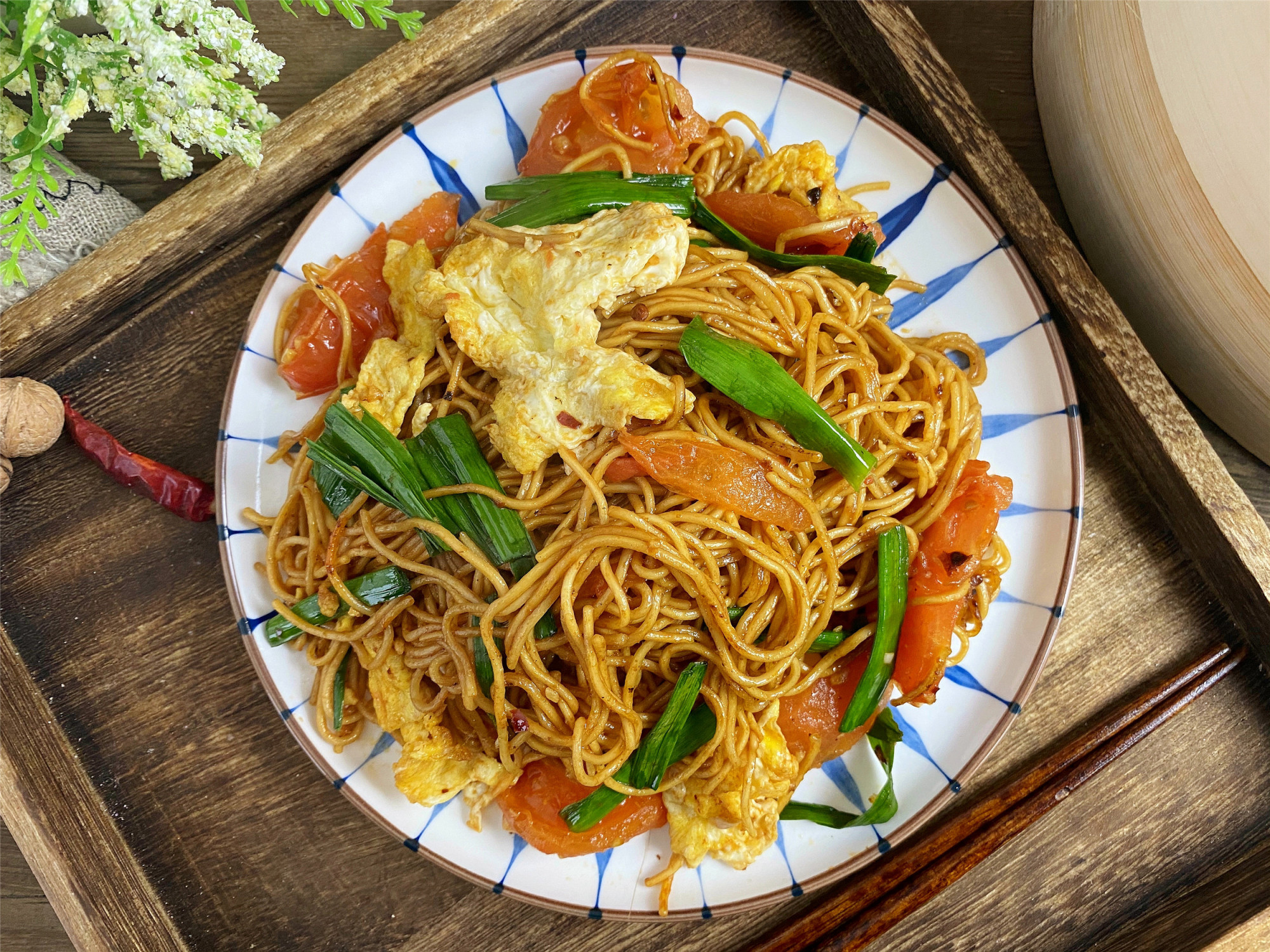 在家做炒面大厨教你2个妙招不坨不粘锅用挂面就特香