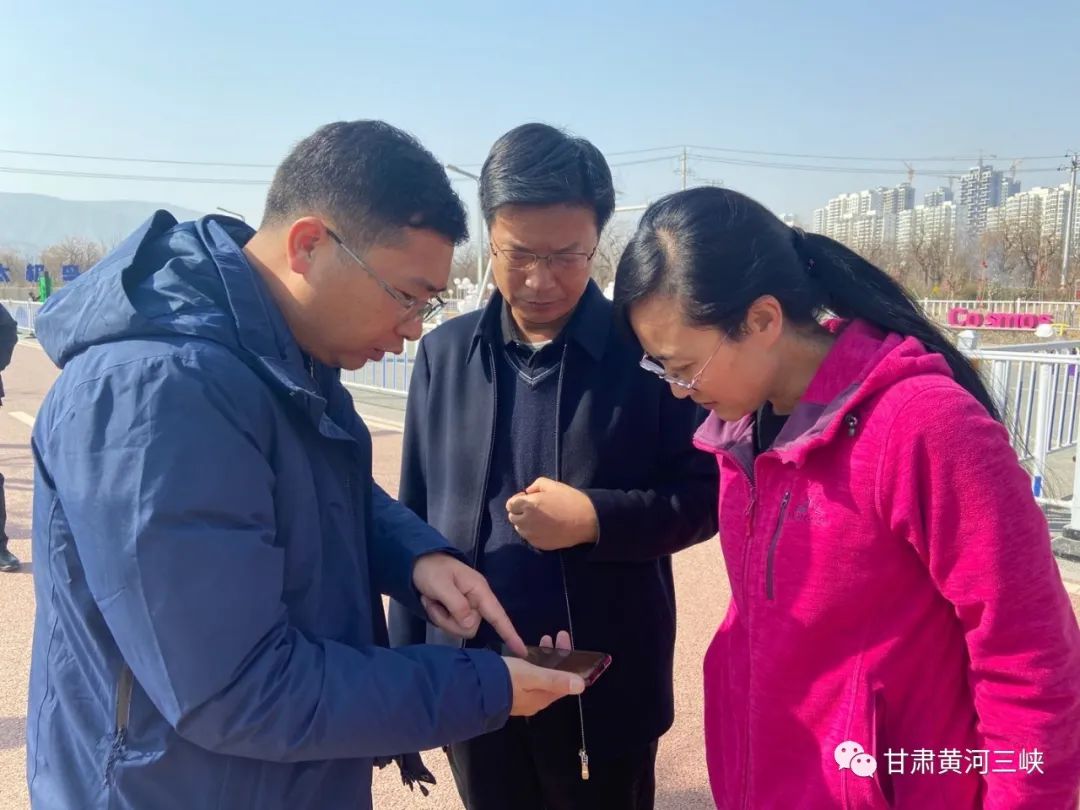 石克政,何永芳检查指导"双创"工作开展情况