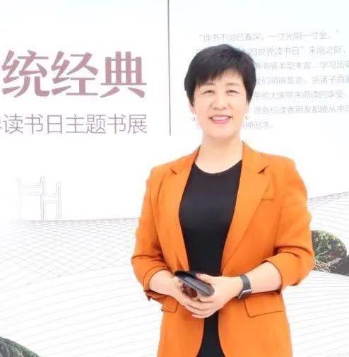马亚丽老师感言每一个白天,充满激情的声音在"空中课堂"响起;每一个