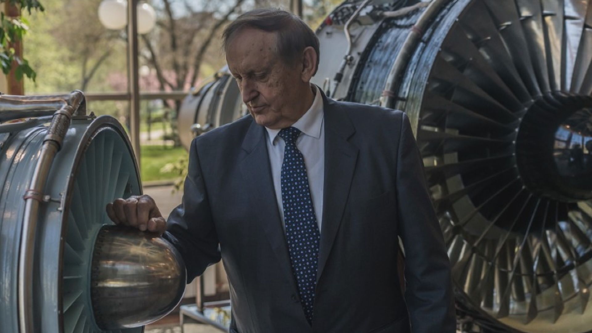 乌官员即将禁止中国收购马达西奇最后等待乌克兰的只有一条路